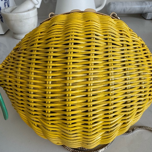 Kate Spade  Lemon-Shaped clutch - Picture 2 of 16